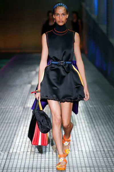 Look 42